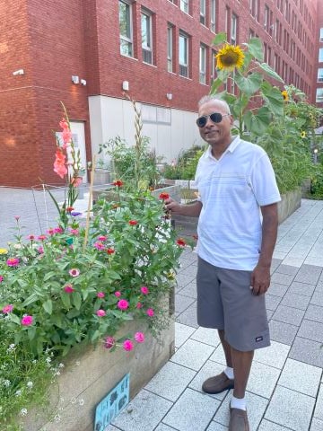 gh276ster is Single in Astoria, New York, 3