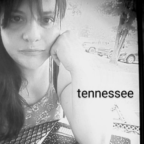 JennyIsItalian is Single in Oakland County, Michigan, 2