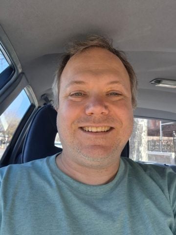 Light25 is Single in Adelaide, South Australia, 3