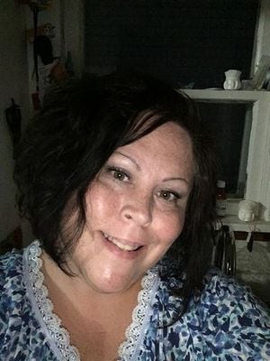 SweetD75 is Single in Akron, Ohio, 1