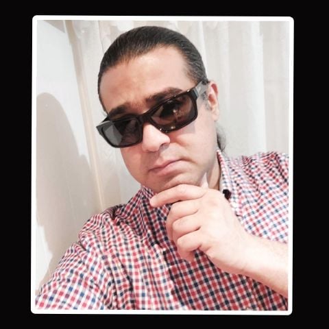 guitaraddict_1000 is Single in Mississauga, Ontario, 3