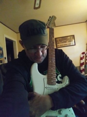 Fender60 is Single in Clarksburg, West Virginia, 3