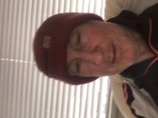 shinyhead is Single in criccieth, Wales, 2