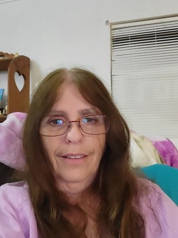 Susieqlove63 is Single in Livingston, Texas, 2