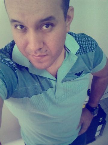 MikeAlmaraz is Single in mexico city, Distrito Federal, 4