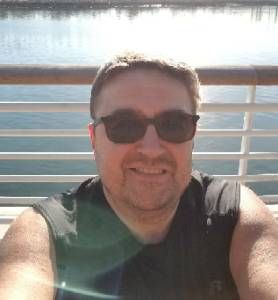 Socalguy424 is Single in Sterling Heights, Michigan, 1