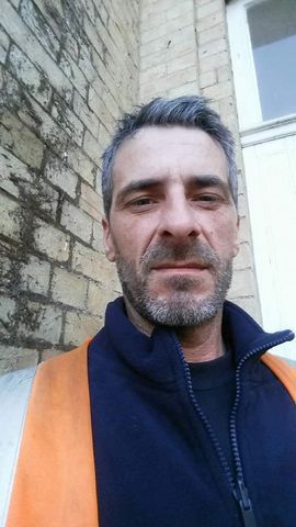 Richio75 is Single in Bedford, England, 5