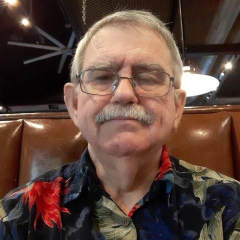 PappawWarren is Single in Muskogee, Oklahoma, 1