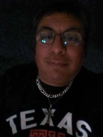 DanielZavala is Single in Kenosha, Wisconsin