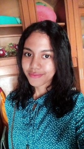 Laurachristine