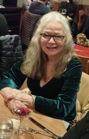 Persawr is Single in Llandudno, Wales, 6