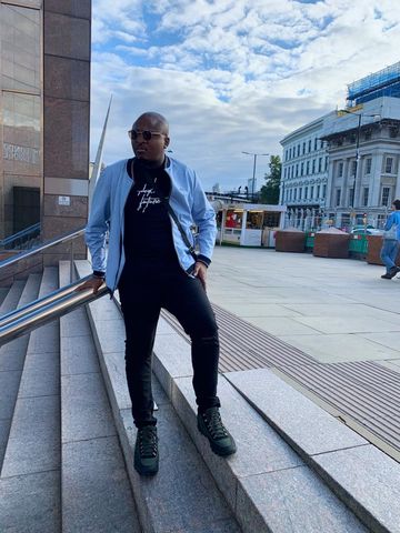 Adedwizzy is Single in Manchester, England, 2