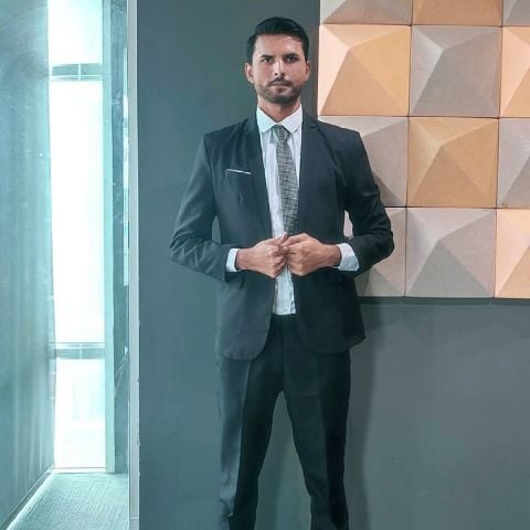 Amir30