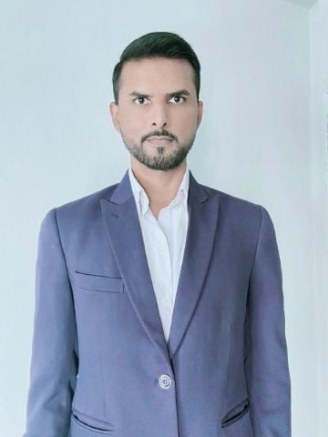 Amir30