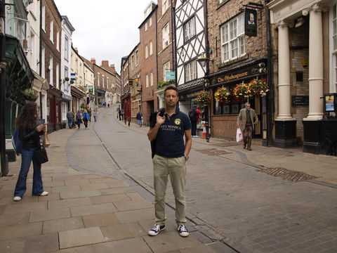 Xristoff is Single in Durham, England, 7