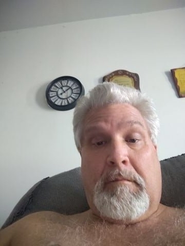 Paully55 is Single in Franklin, Indiana