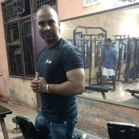 Vicky101086 is Single in Ludhiana, Punjab, 6