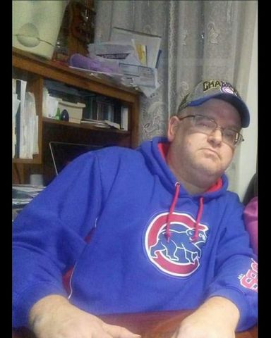 Cubbies33 is Single in Evansville, Indiana, 1