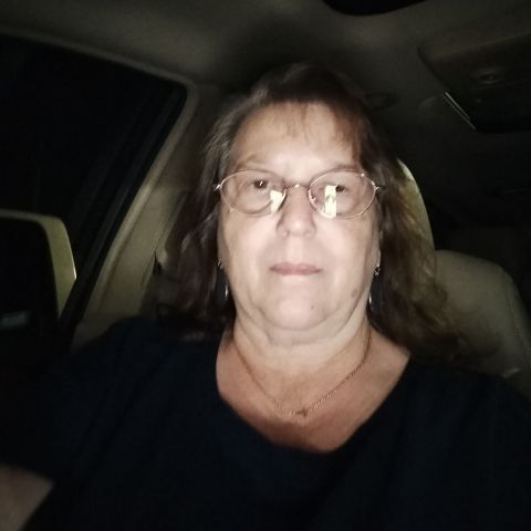 Sybildoig is Single in Knoxville, Tennessee, 2