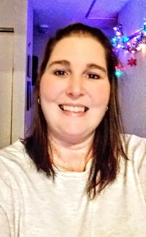 Debbie81 is Single in Whitman, Massachusetts, 1