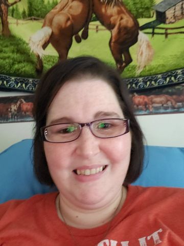 Debbie81 is Single in Whitman, Massachusetts, 4