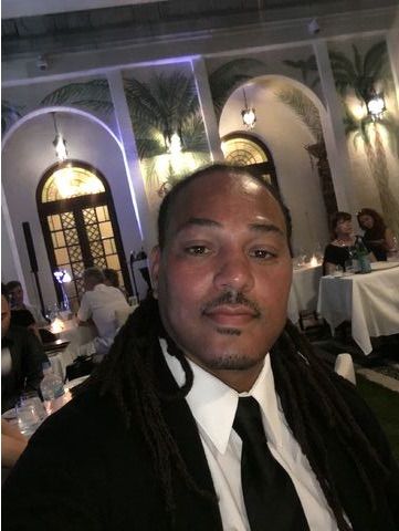 ErnestoWhite305 is Single in Miami, Florida, 7