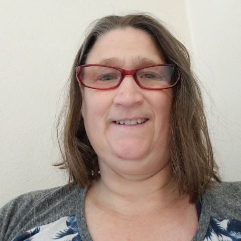 treasurehunt1975 is Single in TRAIL, British Columbia, 3