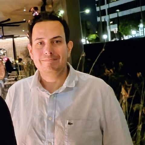Alex_H is Single in Irvine, California, 2