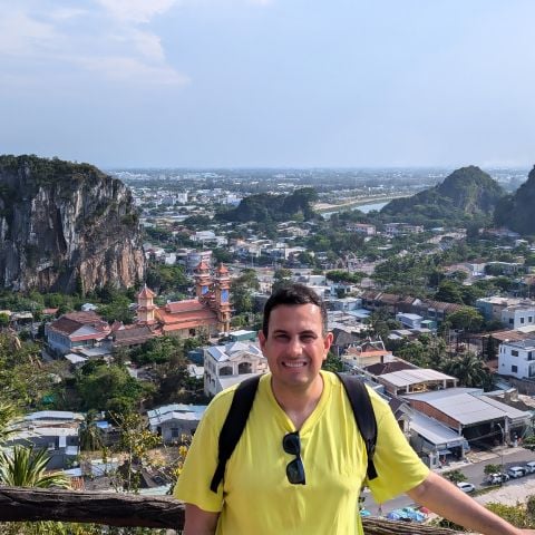Alex_H is Single in Irvine, California, 7