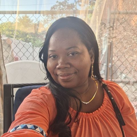 Vanroxie is Single in Queens Jamaica, New York, 2