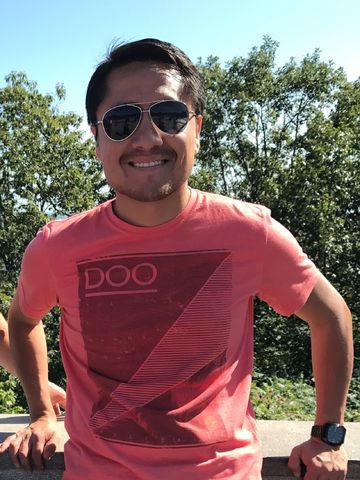 dvalencia21 is Single in Montreal, Quebec, 1