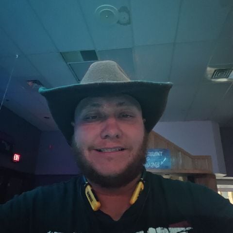 Elkdynasty is Single in Boulder, Wyoming, 5