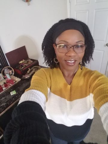 Queenbarb is Single in Huntersville, North Carolina, 2