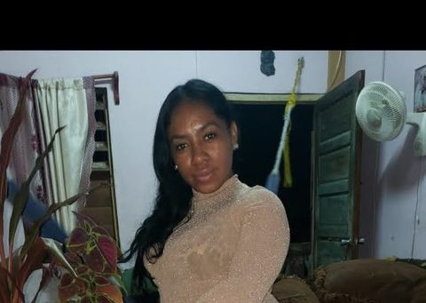 CDFF0683 is Single in Belmopan, Cayo, 5