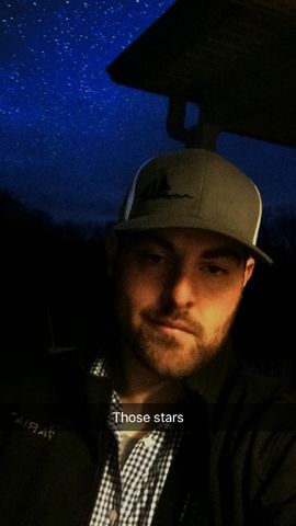 dustin2424 is Single in maryville, Tennessee, 3