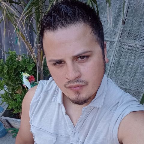 HowieDay is Single in Hemet, California, 2