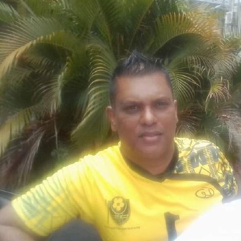 Ravz is Single in Suva, Eastern, 5