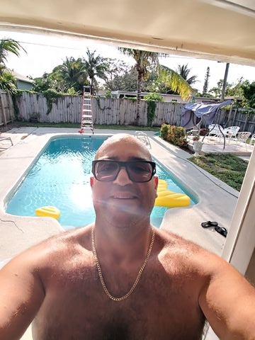 Christian79 is Single in West Palm Beach, Florida