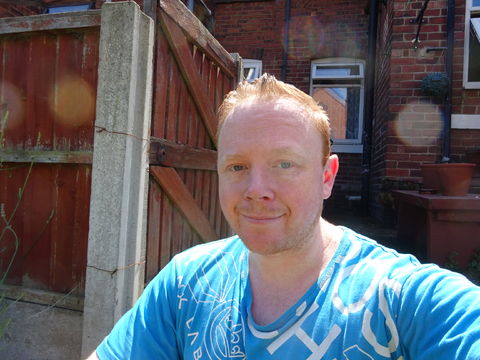 redhotseven is Single in sheffield, England, 2