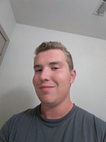 Austoncly is Single in Boise, Idaho, 2