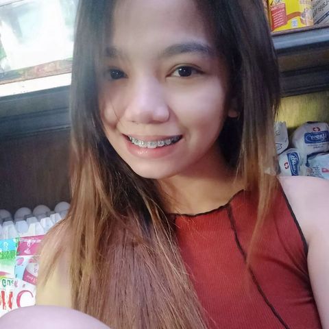GIZZELLE is Single in Tigaon, Camarines Sur, 1