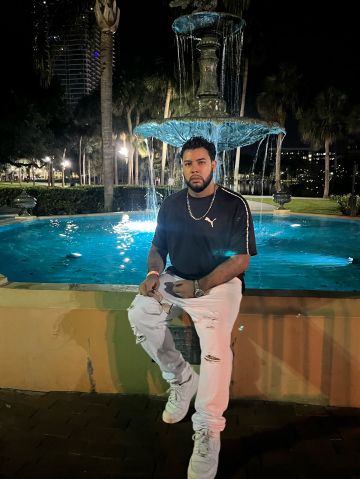 MarcosVinicio23 is Single in Orlando, Florida, 1