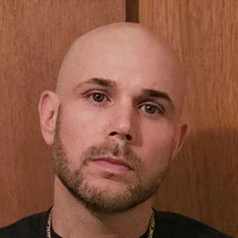 IanBouchard is Single in Masson-Angers, Quebec, 2