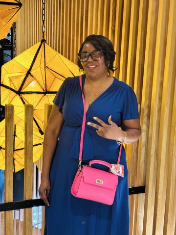 Beatriceo is Single in Leeds, England, 3