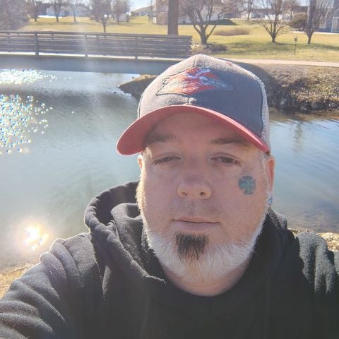 Mystro76 is Single in Topeka, Kansas, 3