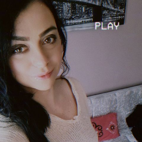 Beasita is Single in Edinburgh, Scotland, 2