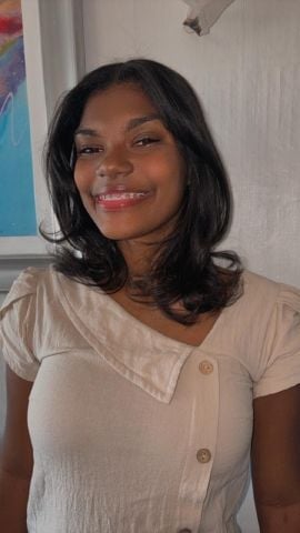 Alexa121
