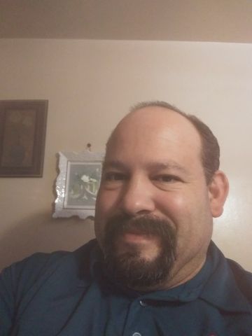 ItalianStallion51 is Single in Covina, California, 4