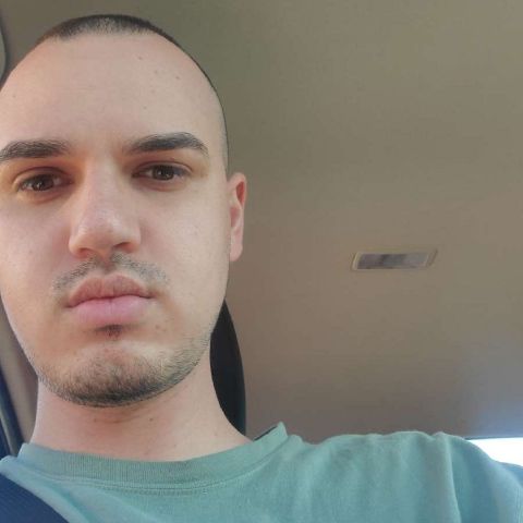 zakrshah is Single in Chapel hill, North Carolina, 6