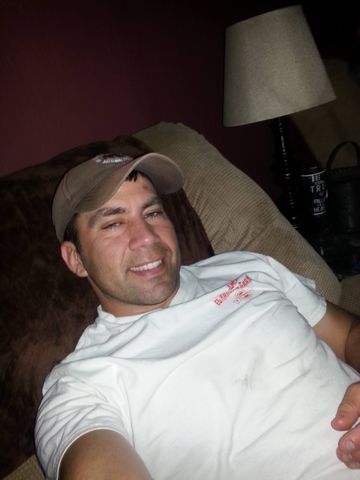Daveman8073 is Single in Middletown, Ohio, 4
